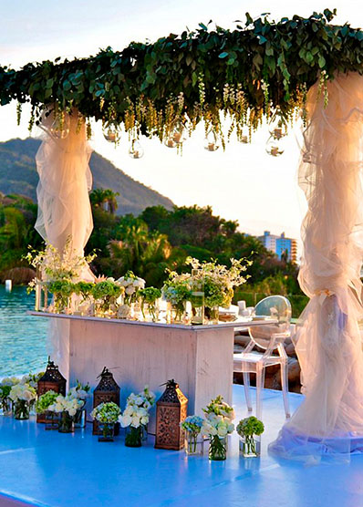 The Red Room For Weddings At Garza Blanca And Hotel Mousai